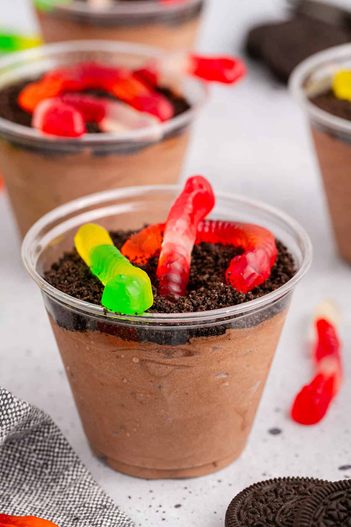 Dirt and Worm Cups No Bake Halloween Dessert