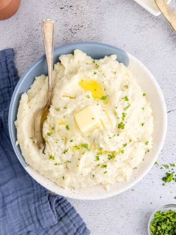 Idahoan Mashed Potato in a Bowl with Spoon