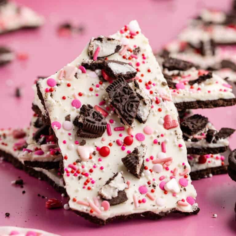 Oreo Bark for Valentines with sprinkles up close