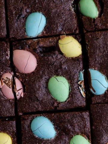Easter Brownies all together up close