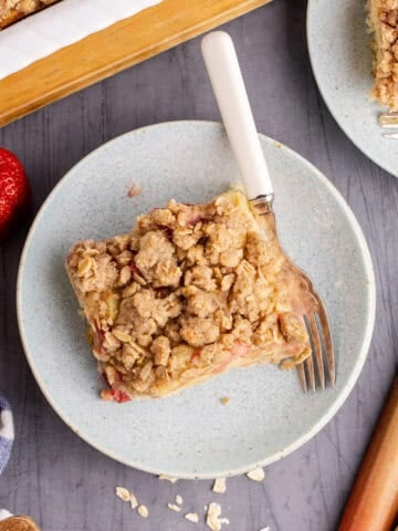 strawberry rhubarb coffee cake on a plate from above